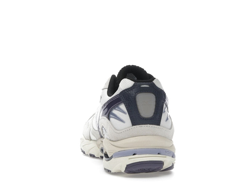 Mizuno Wave Rider 10 Yokai Snow White