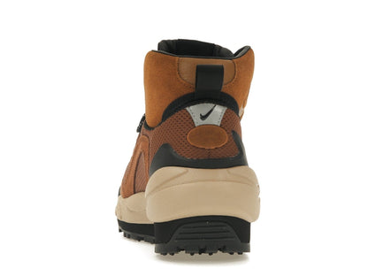 Nike Magmascape SP sacai Light British Tan
