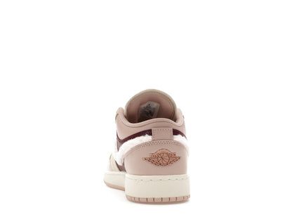 Jordan 1 Low SE Fur Swoosh (GS)
