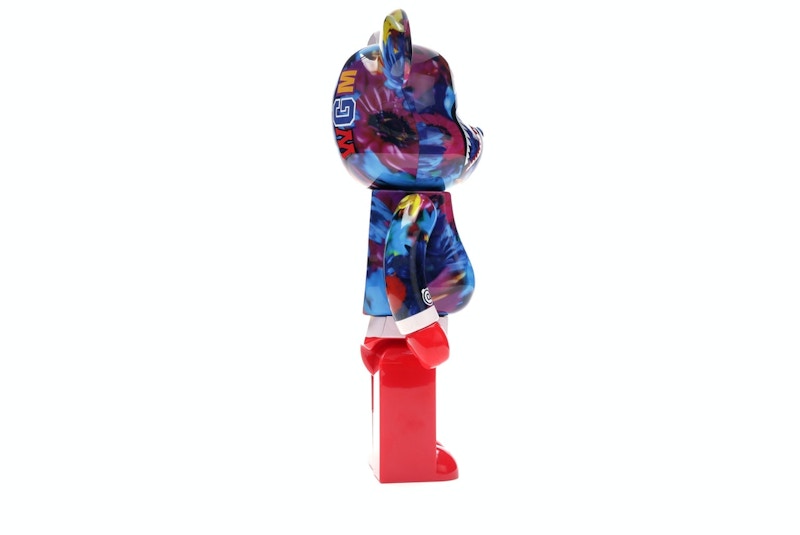Bearbrick x Bape x Mika Ninagawa Shark 100% & 400% Set Pink
