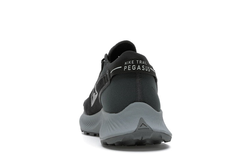 Nike Pegasus Trail 2 Black Dark Smoke Grey