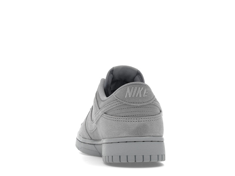 Nike Dunk Low SE Wolf Grey