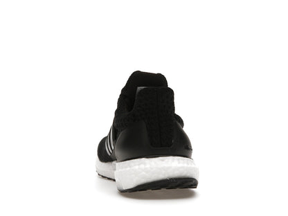 adidas Ultra Boost 5.0 DNA Core Black Beam Green