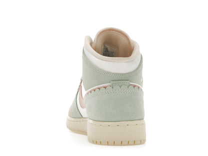 Jordan 1 Mid SE Pink Oxford (GS)