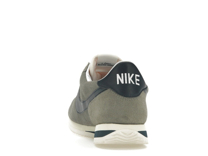 Nike Cortez size? Exclusive Grey