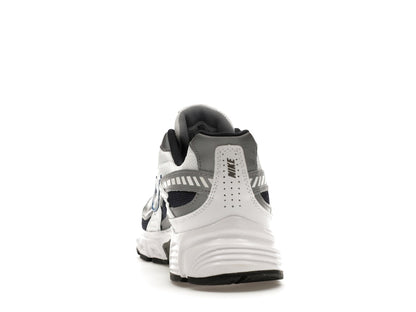 Nike Initiator White Obsidian Metallic Cool Grey
