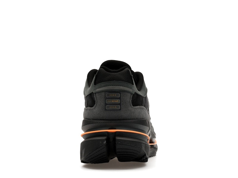 adidas Adistar HRMY Carbon Black Crew Orange