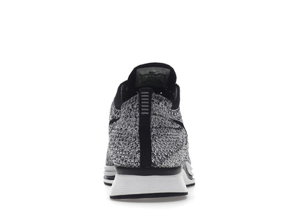 Nike Flyknit Racer Oreo