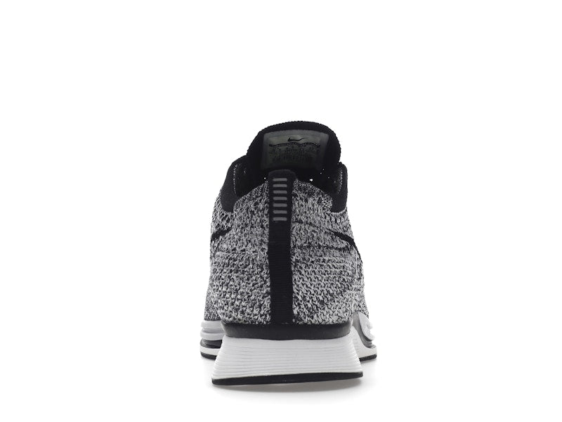 Nike Flyknit Racer Oreo