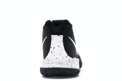 Nike Kyrie 4 Black White