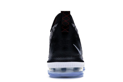 Nike LeBron 16 Oreo