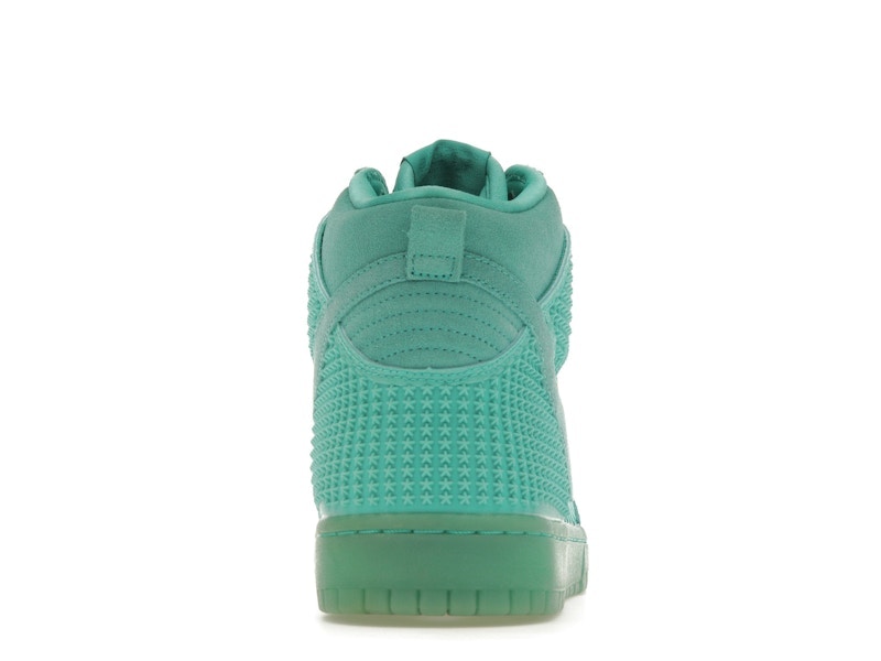 Nike Dunk CMFT Premium Light Retro