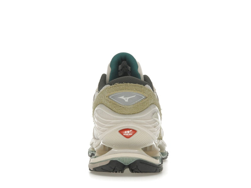 Mizuno Wave Prophecy LS Nomad Pack Silver Cloud