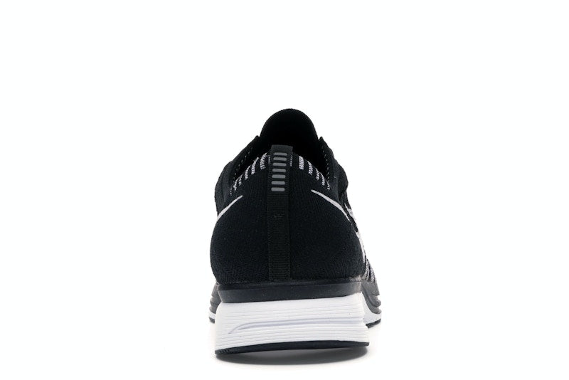 Nike Flyknit Trainer Oreo