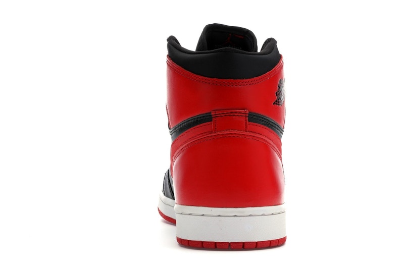 Jordan 1 Retro Bred (2001)
