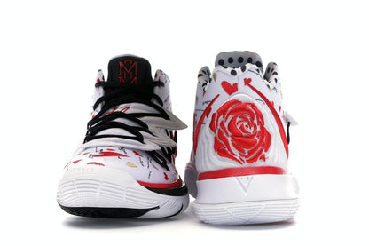 Nike Kyrie 5 Sneaker Room Mom White