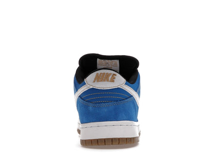 Nike SB Dunk Low Street Fighter Chun Li