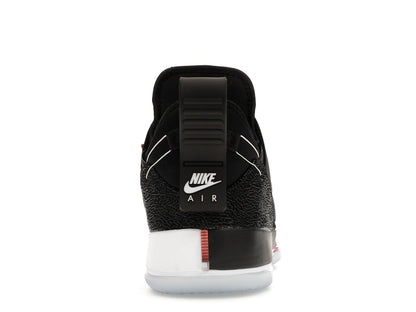 Jordan XXXIII SE Black