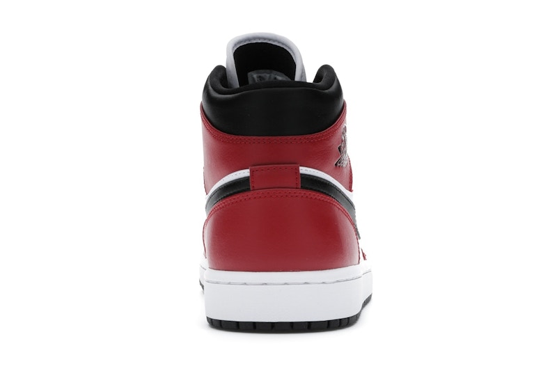 Jordan 1 Mid Chicago Toe
