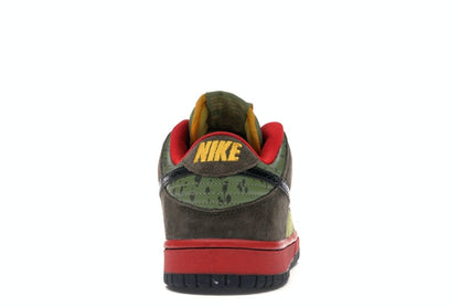 Nike SB Dunk Low Asparagus