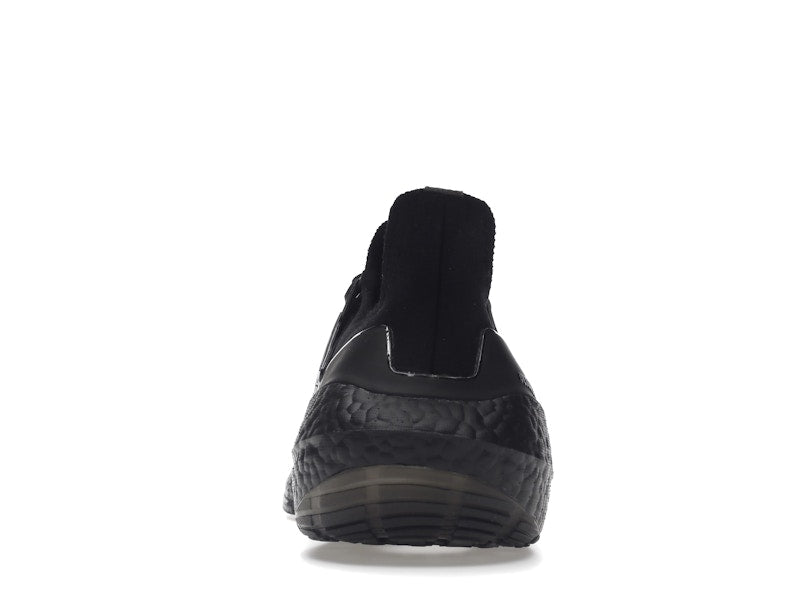 adidas Ultra Boost 22 Triple Black