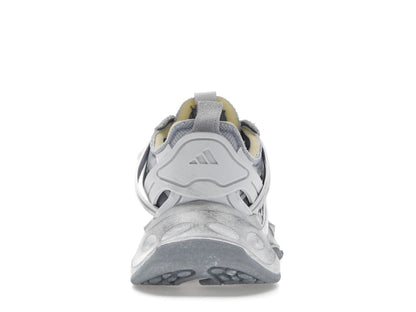 adidas XLG Runner Deluxe Gray