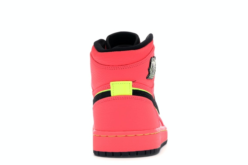 Jordan 1 Retro High Hot Punch (Women's)