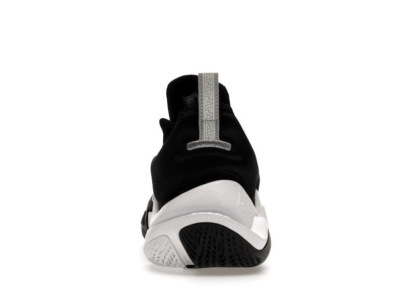 Nike Giannis Immortality Black White