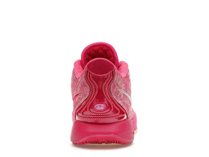 Nike LeBron 21 The World Is Your Oyster