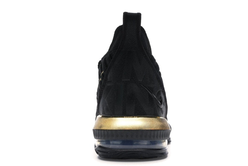 Nike LeBron 16 I'm King