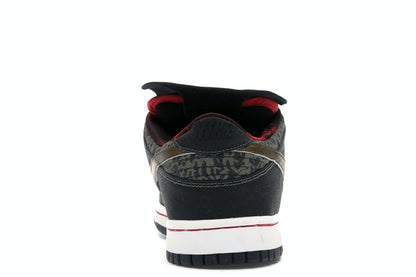 Nike SB Dunk Low SBTG