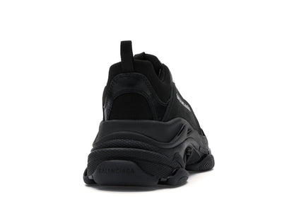 Balenciaga Triple S Black (2019)
