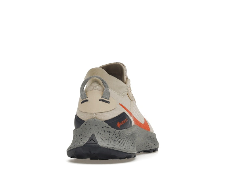 Nike Pegasus Trail 3 Gore-Tex Rattan Campfire Orange
