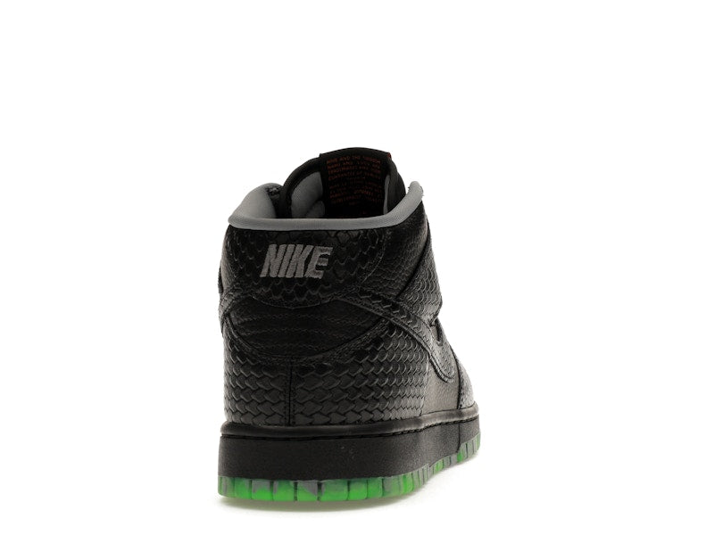 Nike Dunk Mid Premium Halloween Headless Horseman