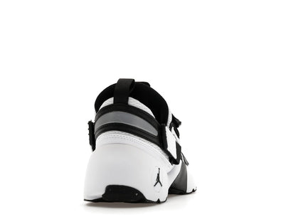 Jordan Trunner LX White Black (Women's)