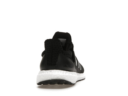 adidas Ultra Boost 5.0 DNA Core Black Beam Green