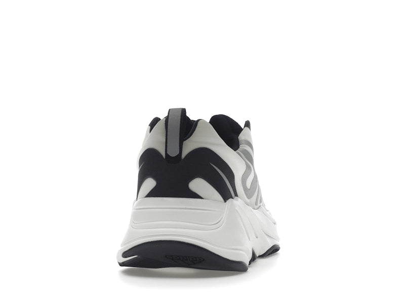 adidas Yeezy Boost 700 MNVN Laceless Analog