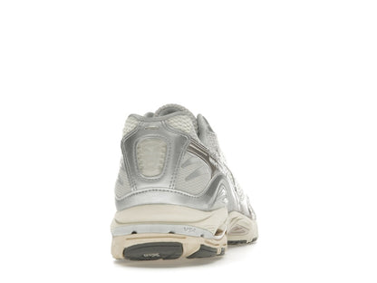 Mizuno Wave Rider 10 Metallic Snow White