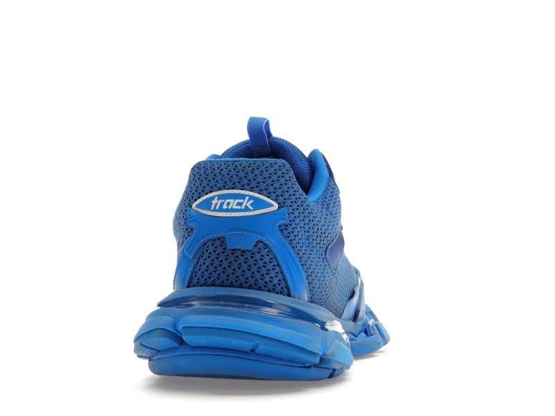 Track.3 Blue