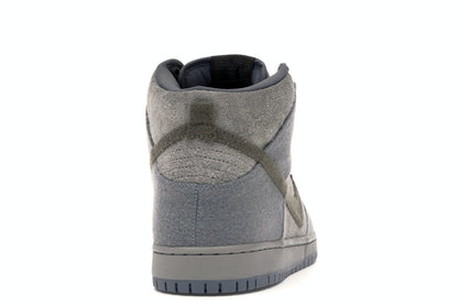 Nike SB Dunk High Tauntaun