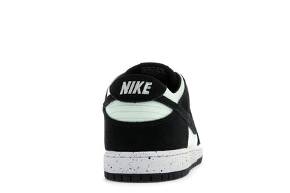 Nike SB Dunk Low Barely Green