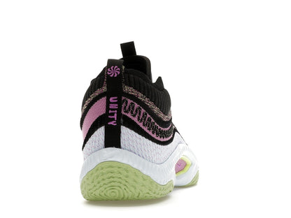 Nike Cosmic Unity 3 Spotlight