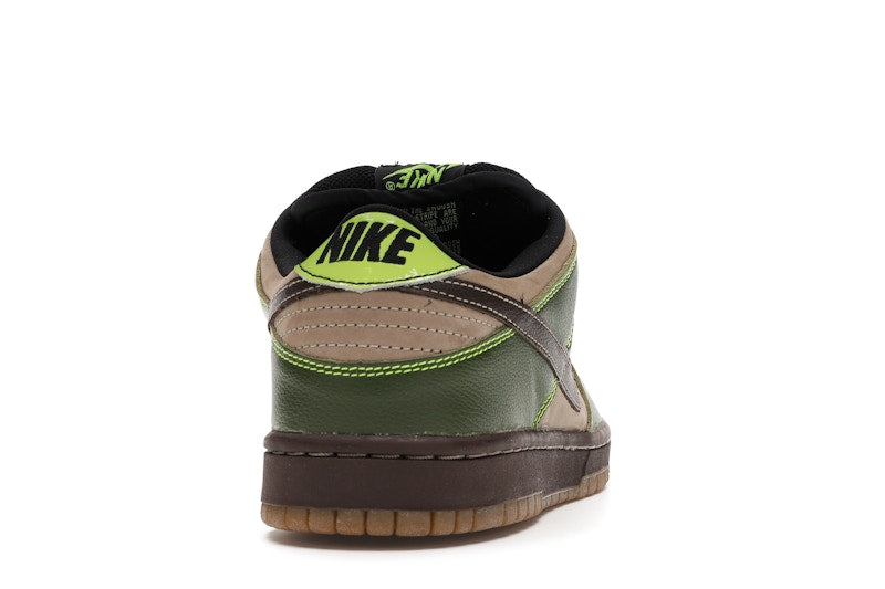 Nike SB Dunk Low Jedi