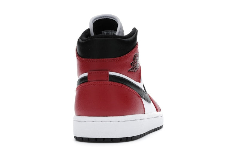 Jordan 1 Mid Chicago Toe