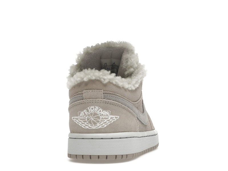 Jordan 1 Low SE Sherpa Fleece (Women's)