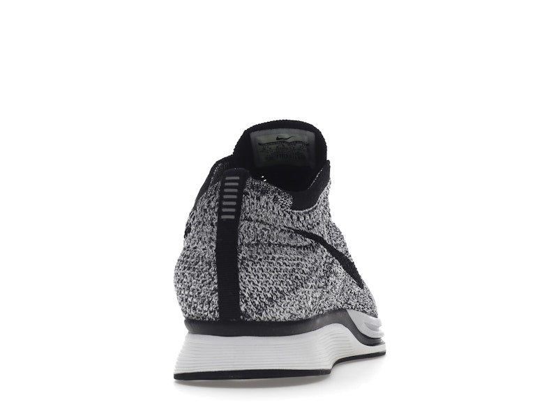 Nike Flyknit Racer Oreo