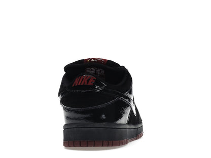 Nike SB Dunk Low Mafia