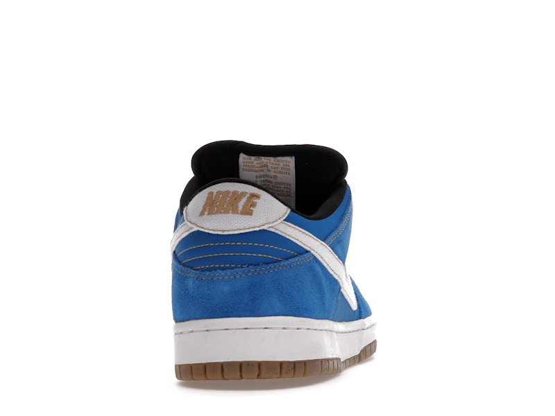 Nike SB Dunk Low Street Fighter Chun Li