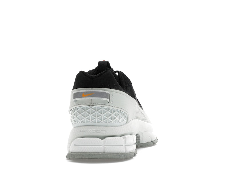 Nike Zoom Vomero 5 Roam Black Light Silver