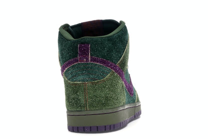 Nike SB Dunk High Skunk 420
